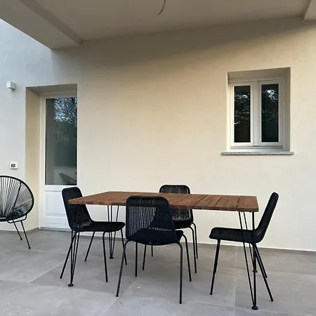 Prázdninový dům Lavalehouse *