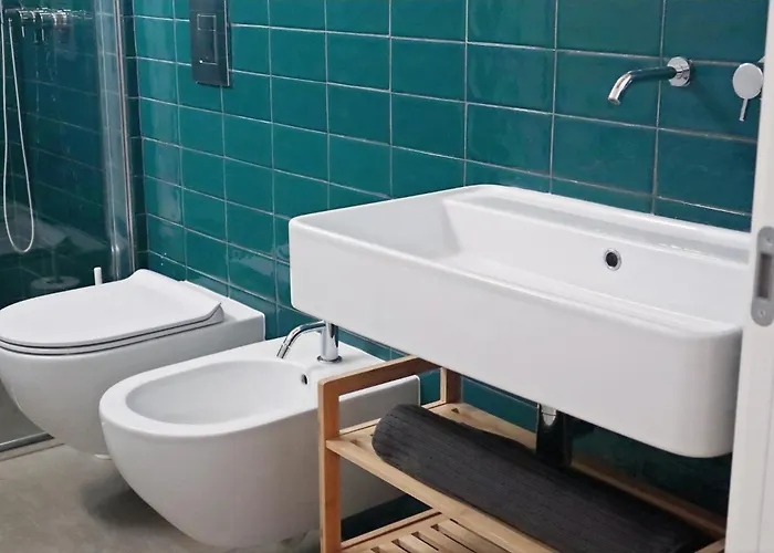 Lavalehouse * 坎普码港