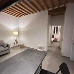 Lavalehouse