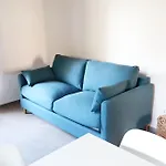 Lavalehouse *