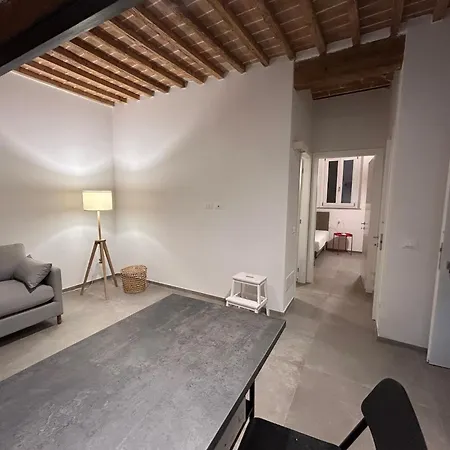 Lavalehouse