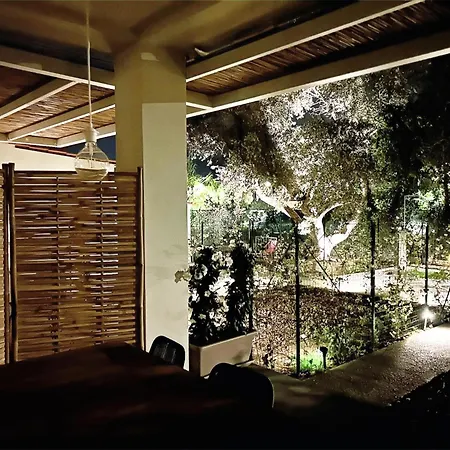 Holiday home Lavalehouse *