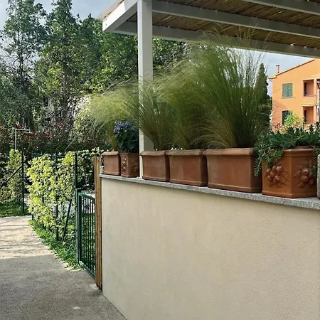 Holiday home Lavalehouse *